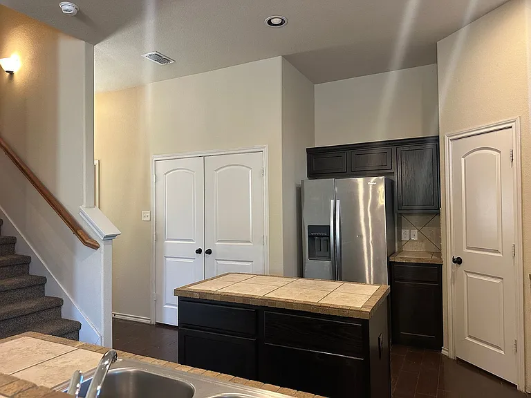 160 Creekside Villa Dr — Photo 7