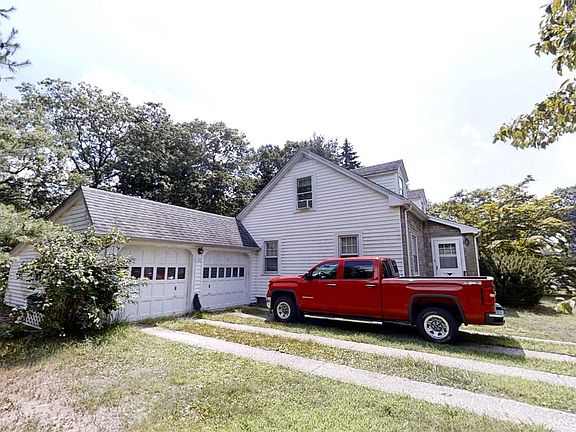 2nd image of 107 Midwood Ave