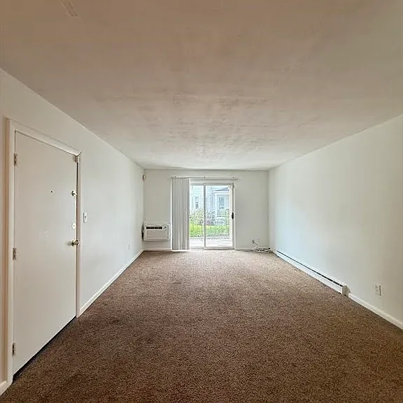 87 Cedar St #6 — Photo 18