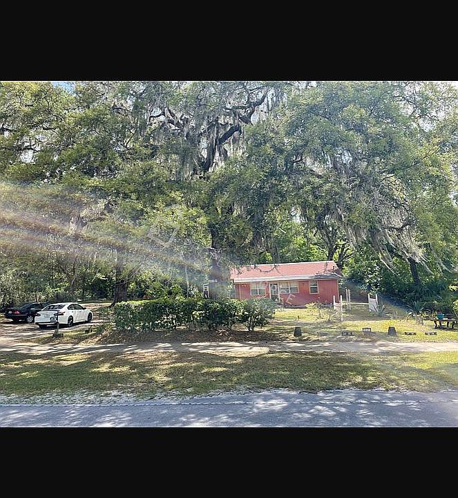1st image of 3031 SE 15th St