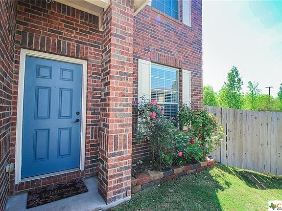 5th image of 225 McGugan Ln