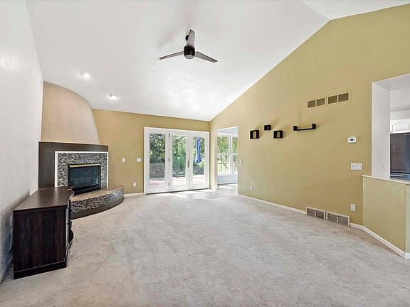 5th image of W8021 Jonathan Dr