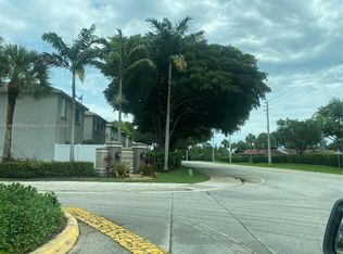 6006 Plum Pl, Tamarac, FL 33321