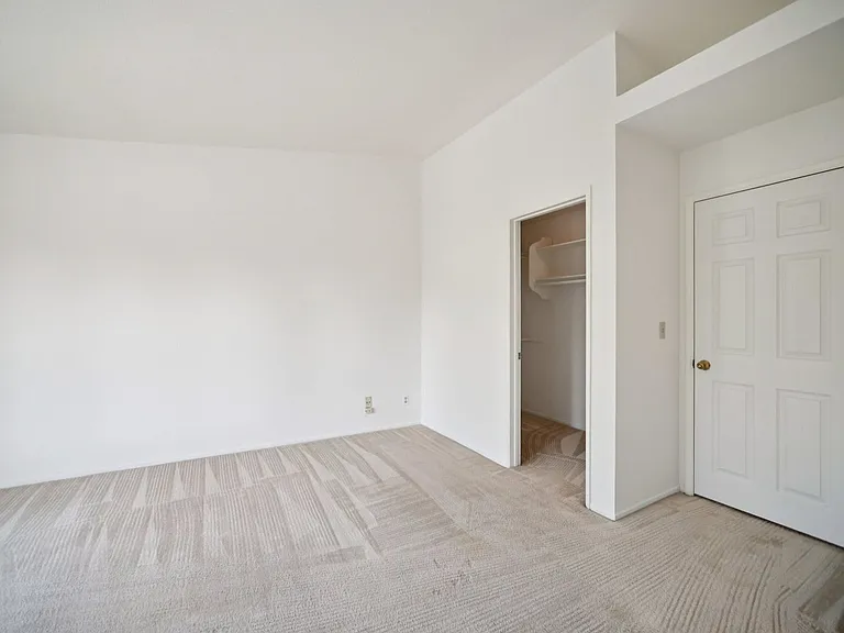 668 Oak Run Trl #103 — Photo 8