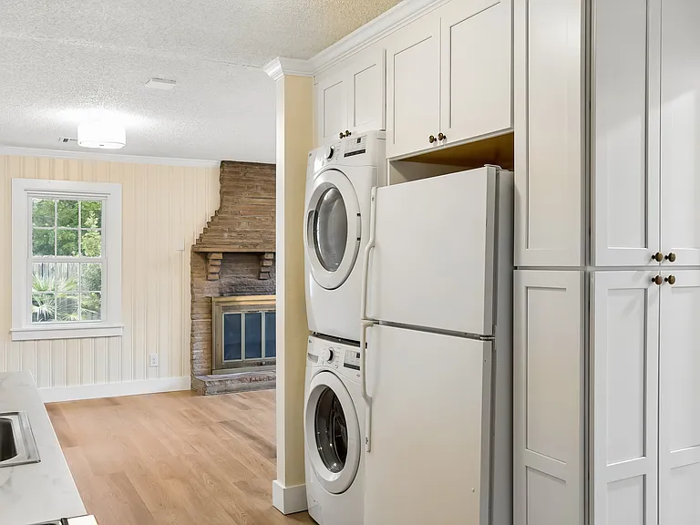 5034 Victoria Ave #B — Photo 25