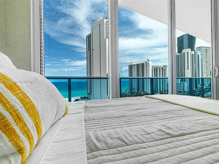 17550 Collins Ave #1203 — Photo 31