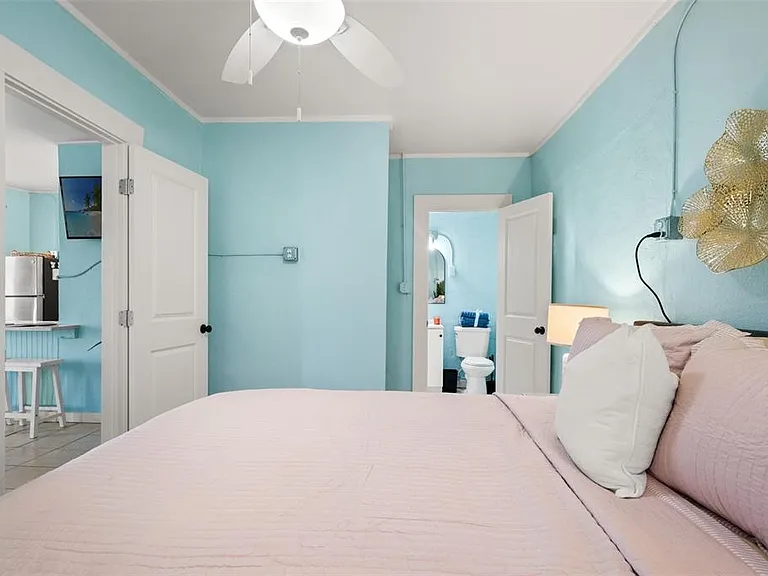 1303 S Bermuda Blvd — Photo 8