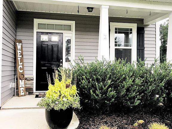 3rd image of 305 Almond Dr