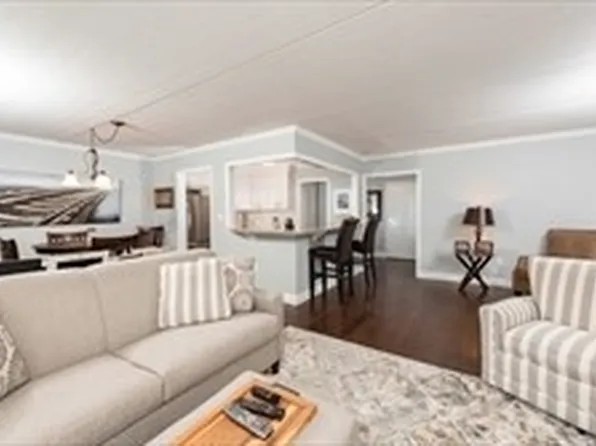 934 Southern Artery Unit 214, Quincy, MA 02169