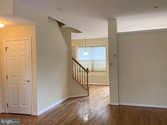 4th image of 14220 Brenham Dr