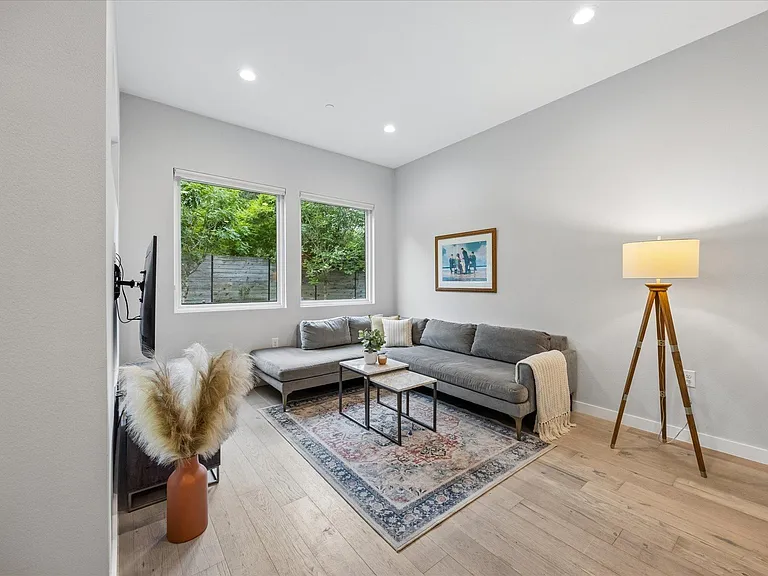 2108 Tillery St #9 — Photo 8