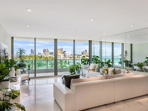 5th image of 1455 Ocean Dr APT 703