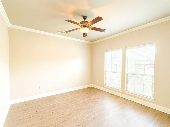 3rd image of 1316 High Meadow Dr