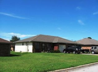 2965 W Roxbury St, Springfield, MO 65807