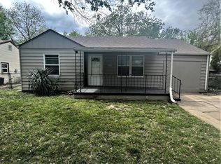 2469 S Mosley Ave, Wichita, KS 67216