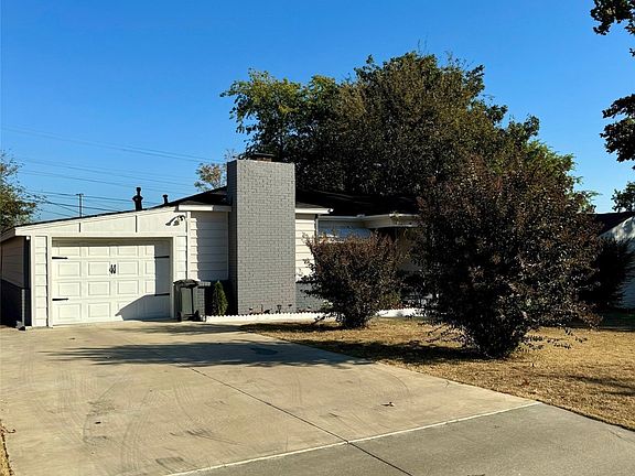 2nd image of 4509 E 21st Pl