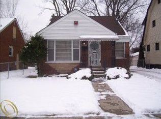 20521 Santa Clara, Detroit, MI 48219