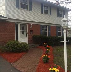 202 Ruth Rd, North Syracuse, NY 13212