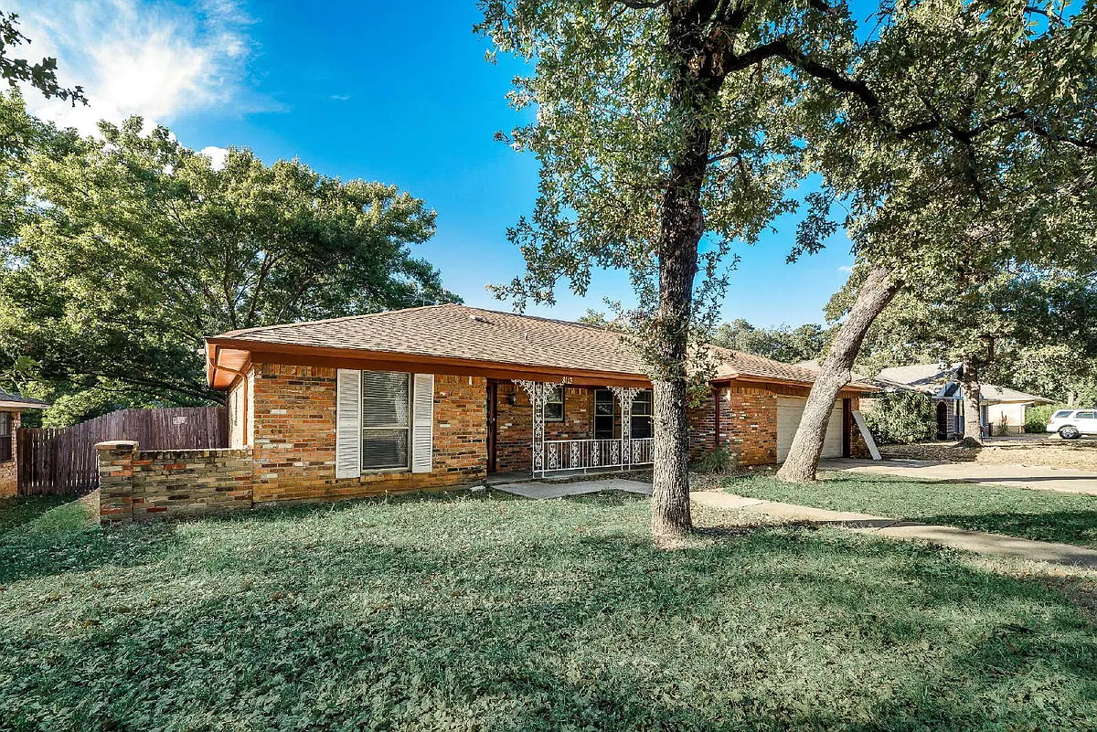 Building Photo - 8113 Starnes Rd