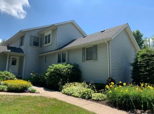 218 W Gore Rd, Erie, PA 16509