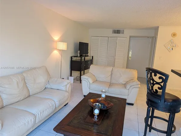 16909 N Bay Rd, Sunny Isles Beach, FL