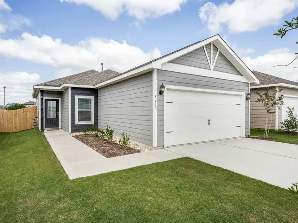 8213 White Wolf Trl, Ponder, TX 76259