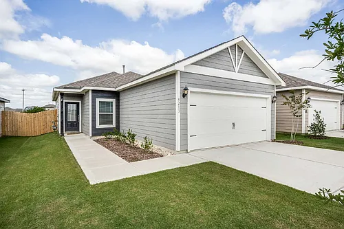 8213 White Wolf Trl Photo 1