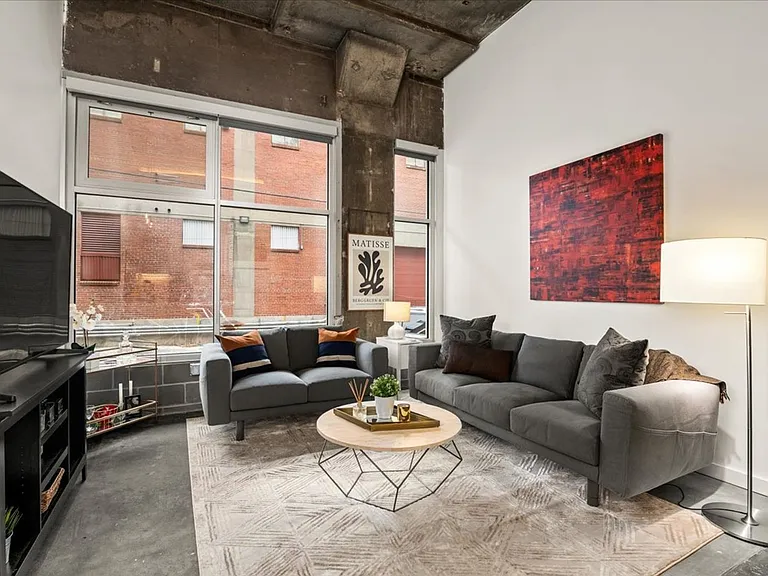 Terrace on Walnut — Photo 33