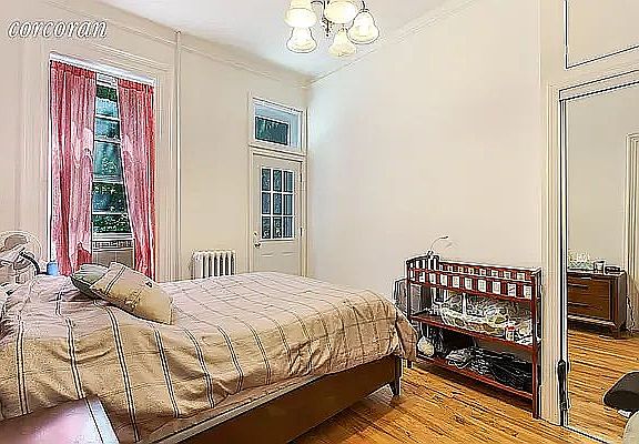 4th image of 726A Union St #3