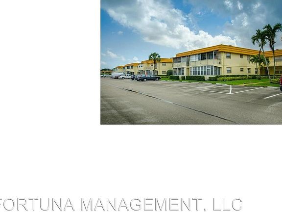 2nd image of 564 Saxony Dr #L