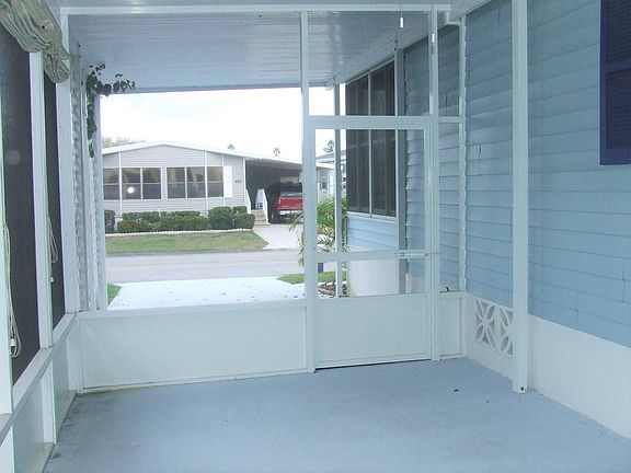2nd image of 439 Bimini Cay Cir