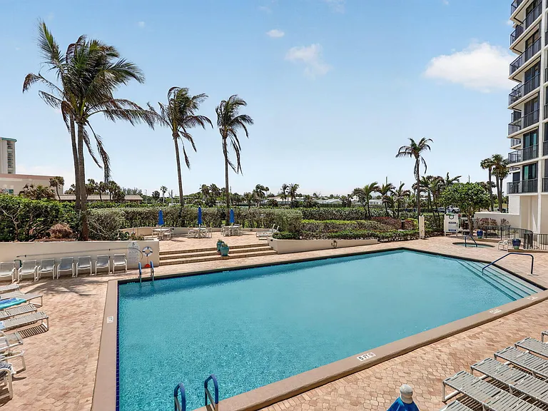 9650 S Ocean Dr #210 — Photo 49