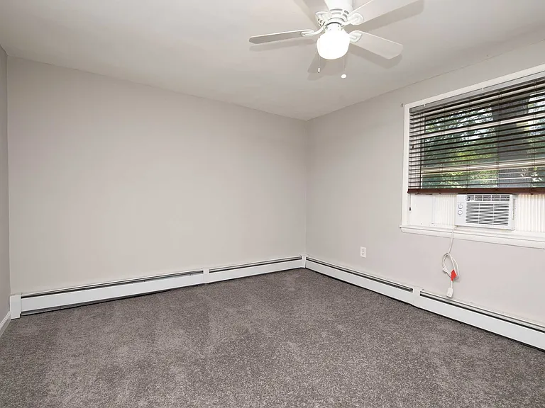 355 North St — Photo 9