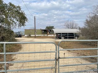 2386 Deer Valley Ranch Rd, Uvalde, TX 78801