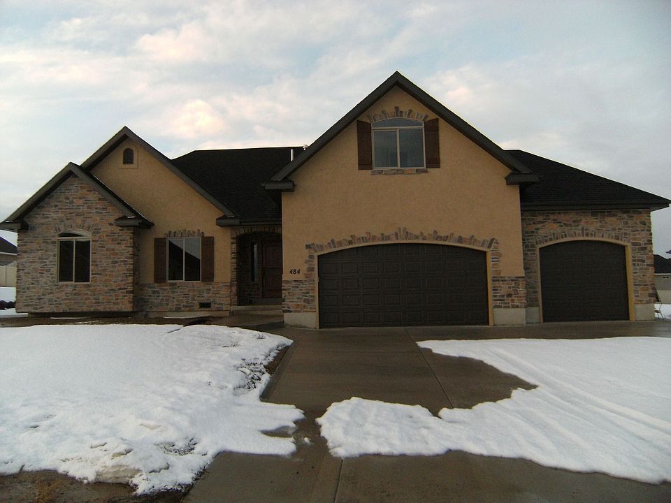 1st image of 484 W Andrews Ln