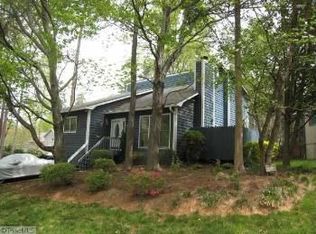 153 Carrisbrooke Ln, Winston Salem, NC 27104