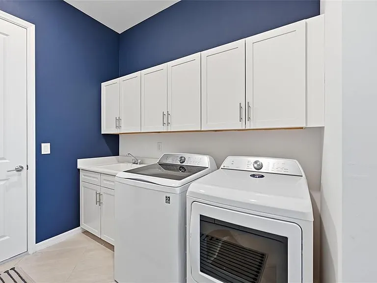 17139 Jadestone Ct — Photo 45