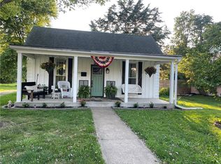 510 S 5th St, Marshall, IL 62441