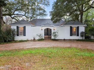14001 Bay Sweep Cir, Ocean Springs, MS 39564