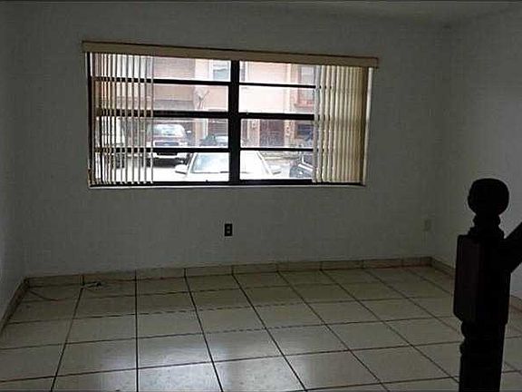 3rd image of 710 SW 114th Ave APT B3