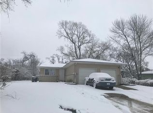 1036 S Pitt St, Olathe, KS 66061