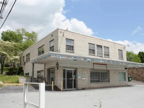 6700 Derry St, Harrisburg, PA 17111