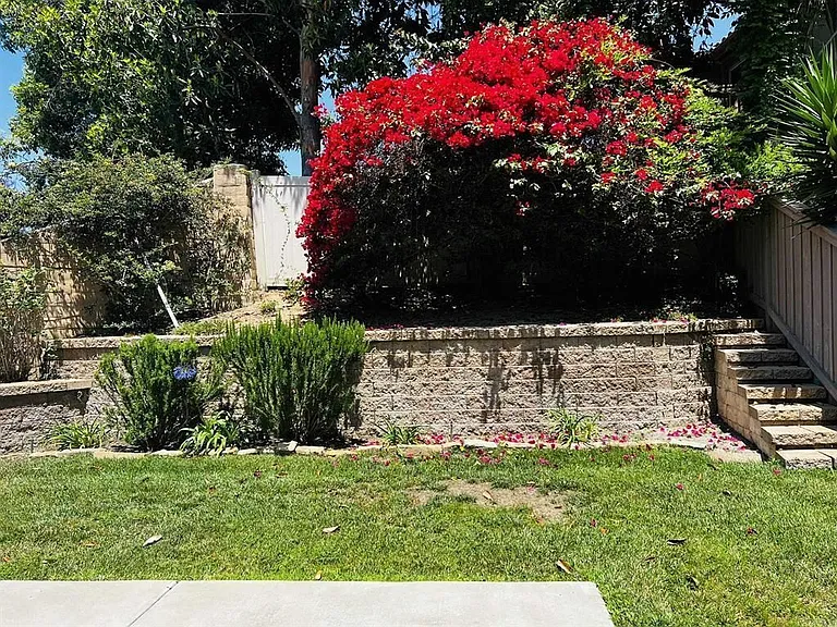 6033 Paseo Hermosa — Photo 5