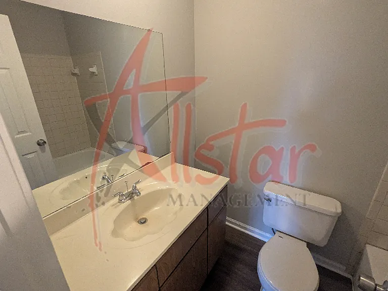 8061 Martha Ann Ln — Photo 10