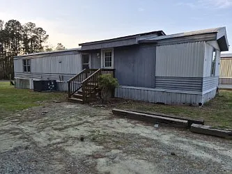 2 bed, $995 — Photo 1