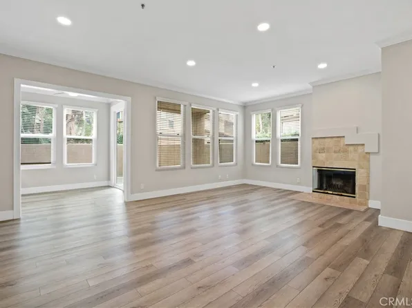 16 Magellan Aisle, Irvine, CA 92620