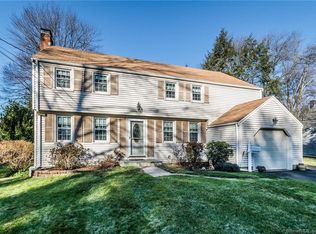 60 Hyde Rd, West Hartford, CT 06117