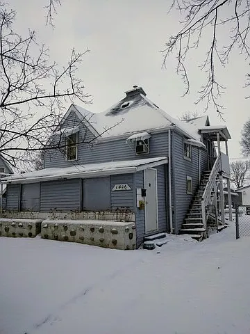 1406 W Beech St photo 1