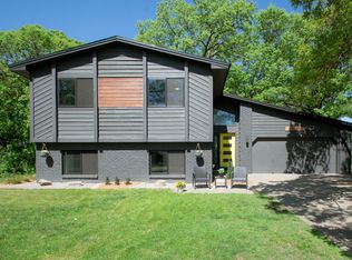 2585 White Oak Cir, Monticello, MN 55362