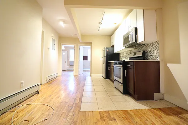 Rented by Lofts and Flats LLC | media 11